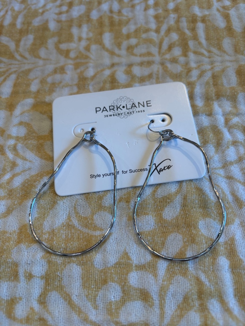 NWT Park Lane Silver Teardrop Hoop Earrings